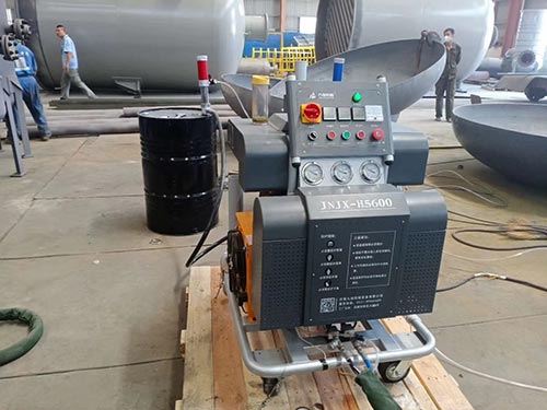 聚脲修補(bǔ)管道施工(圖1) H5600聚脲修補(bǔ)管道施工設(shè)備