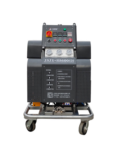 聚氨酯發(fā)泡設(shè)備_JNJX-H5600(D)型